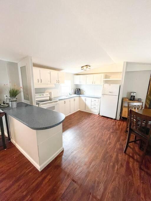 Centrally Located 3 Bedroom Уэст-Монро Экстерьер фото