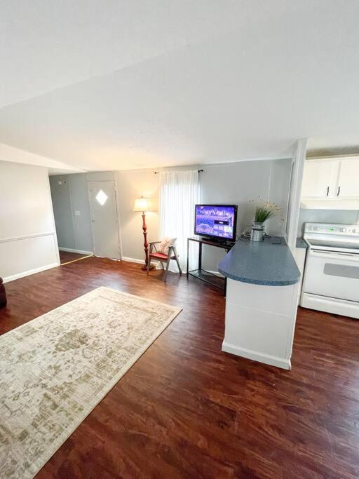 Centrally Located 3 Bedroom Уэст-Монро Экстерьер фото